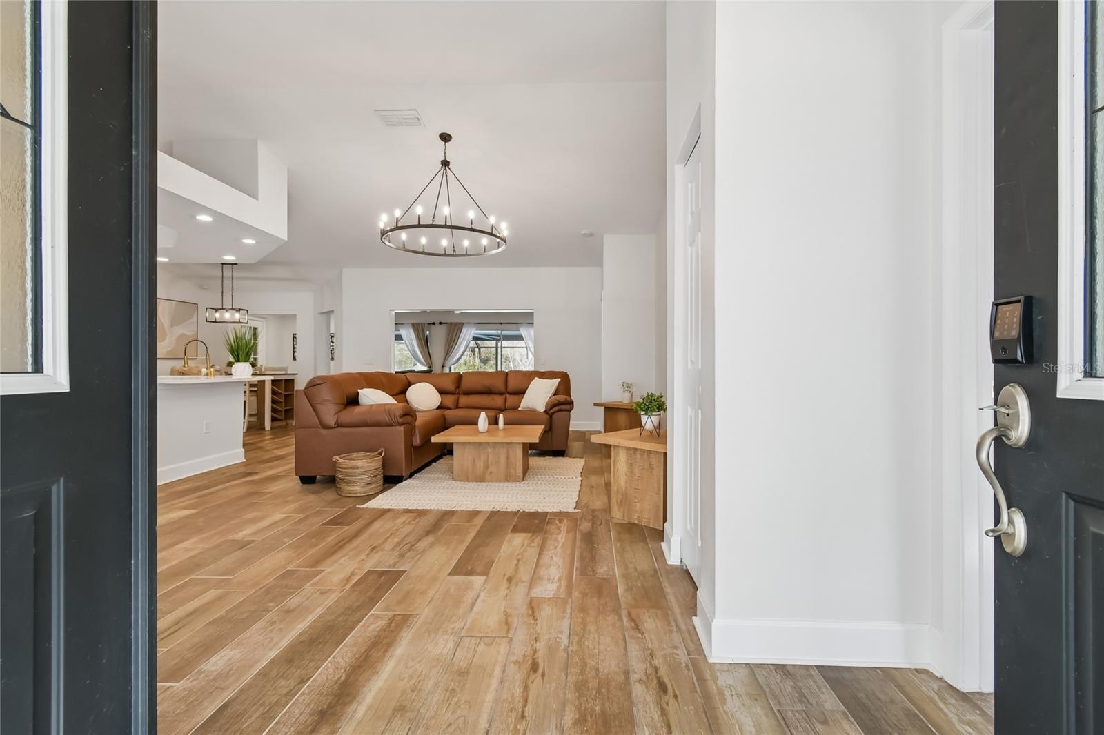 SCANLON COUNTRY ESTATES - Residential