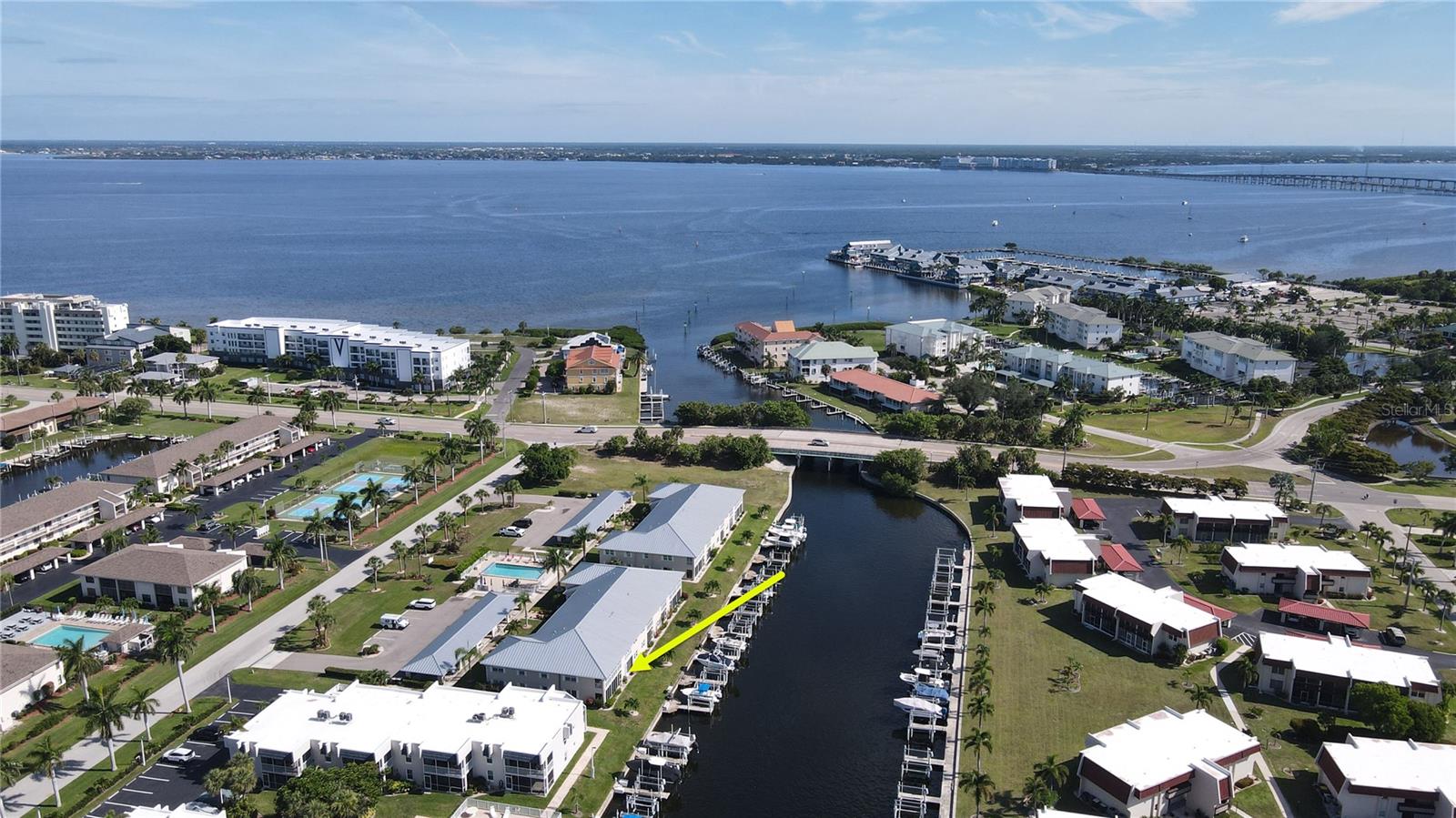 B-104 HARBOR POINT PH 02 - Residential