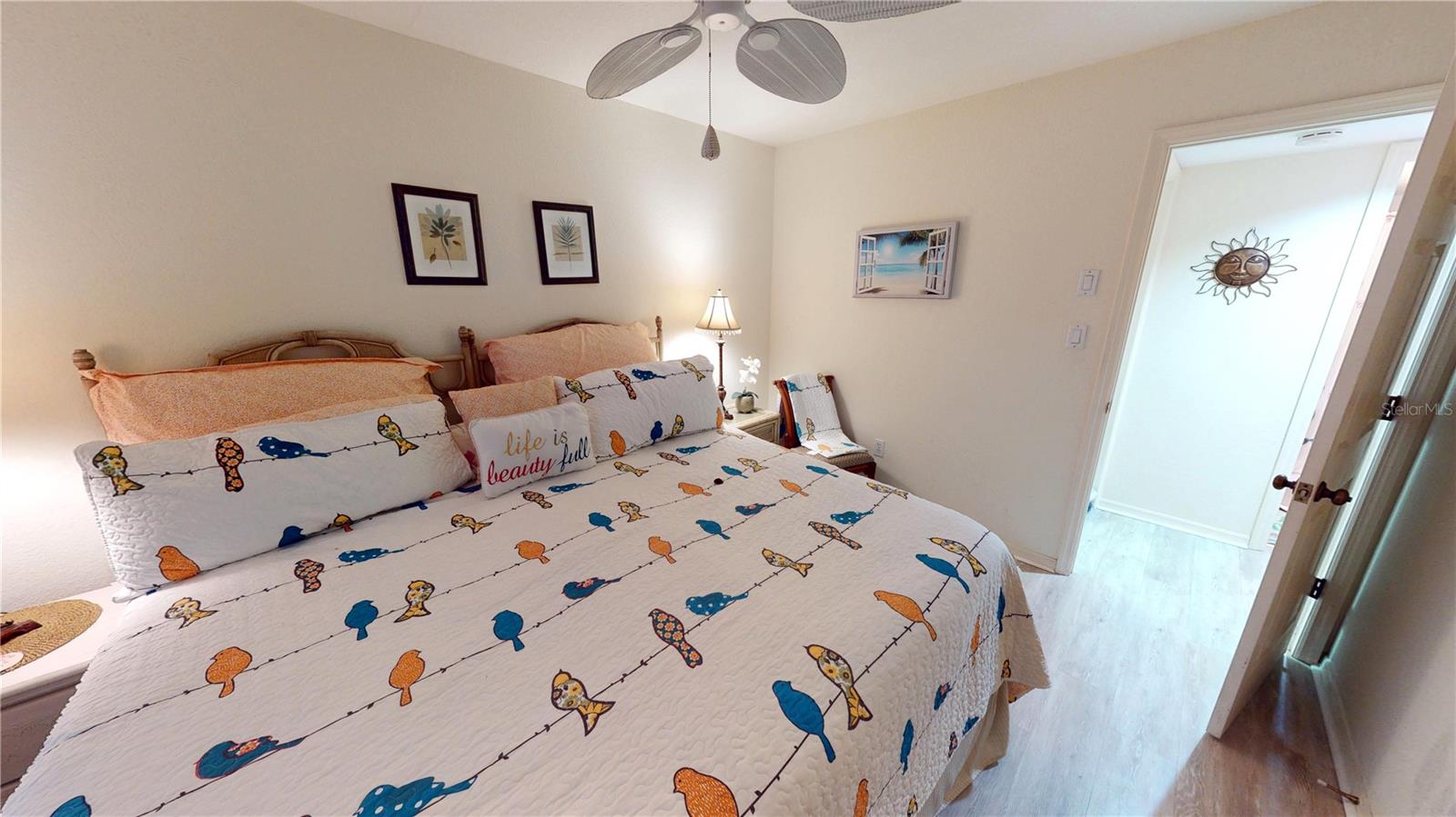 B-104 HARBOR POINT PH 02 - Residential