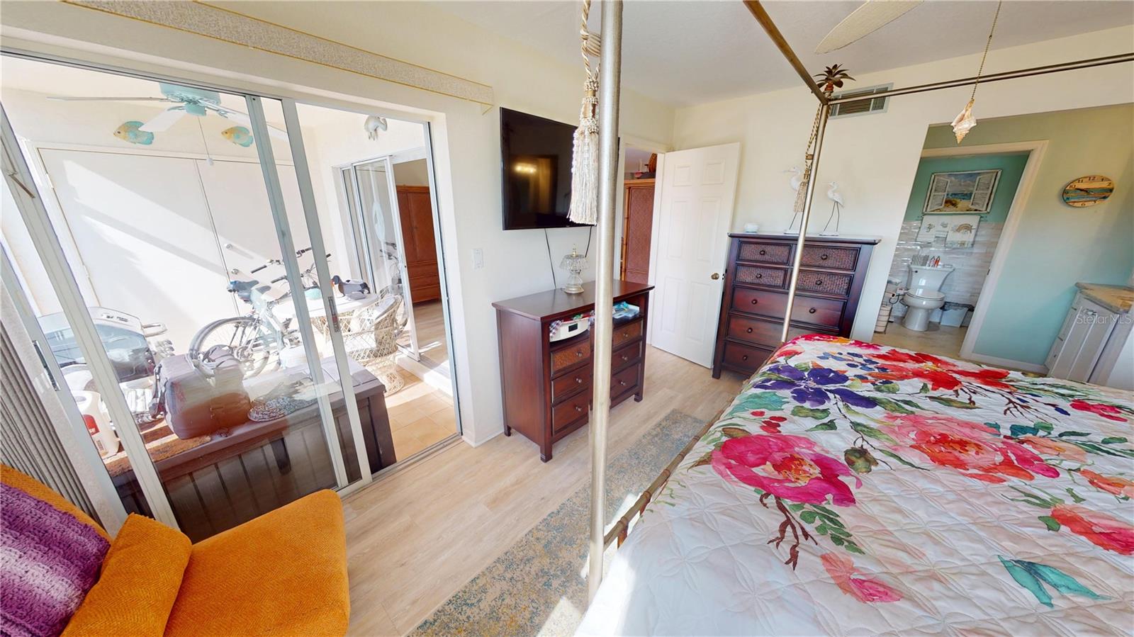 B-104 HARBOR POINT PH 02 - Residential