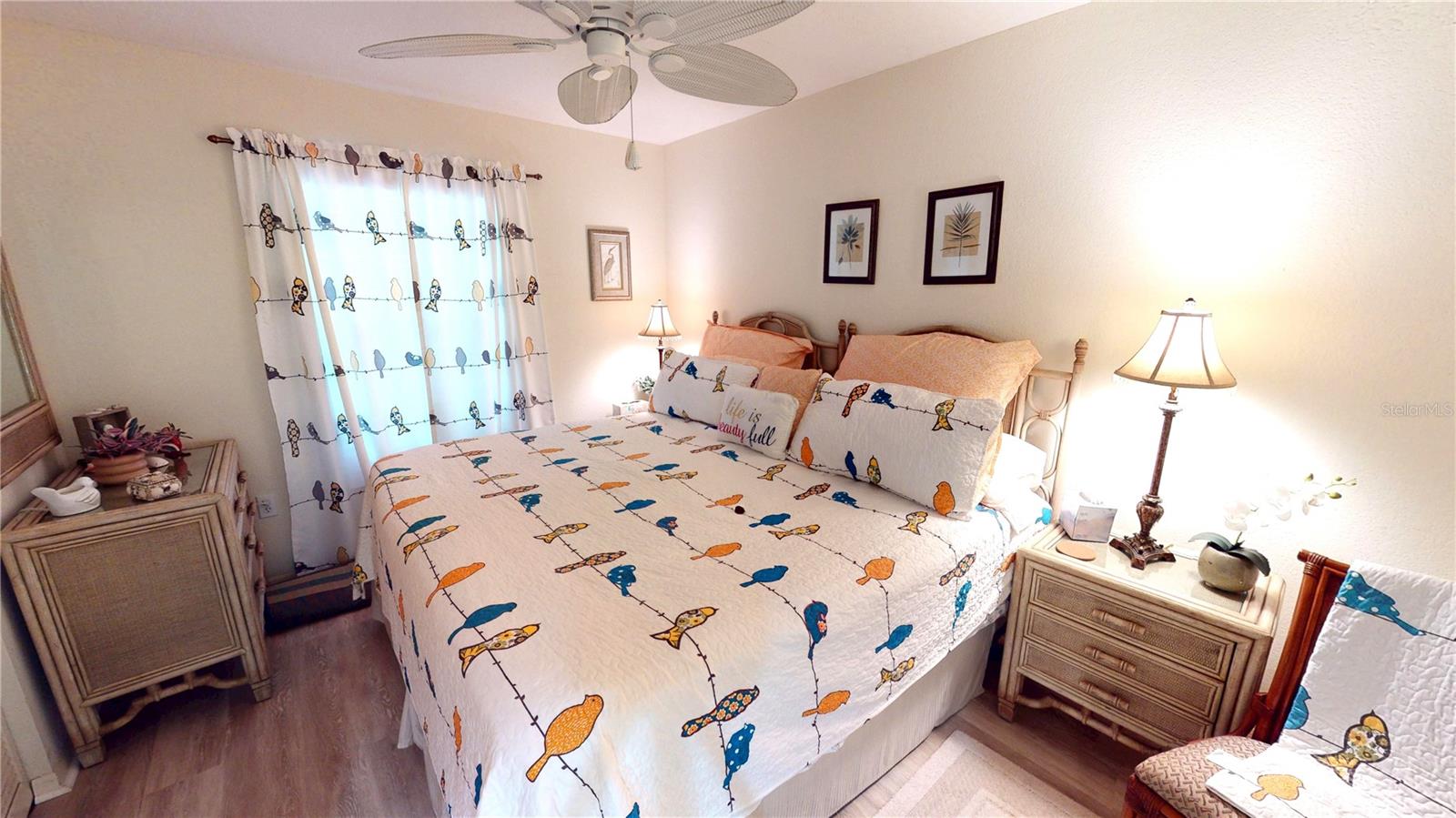 B-104 HARBOR POINT PH 02 - Residential