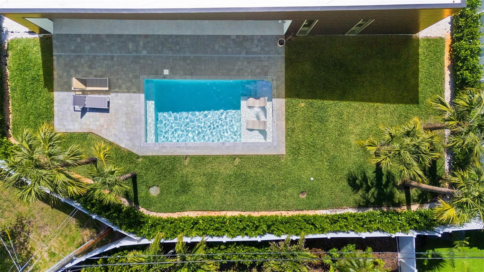 BELLEAIR ESTATES - Residential