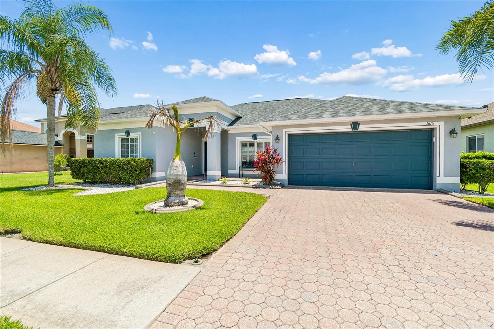 THOUSAND OAKS EAST PH 02 & 03 - Residential