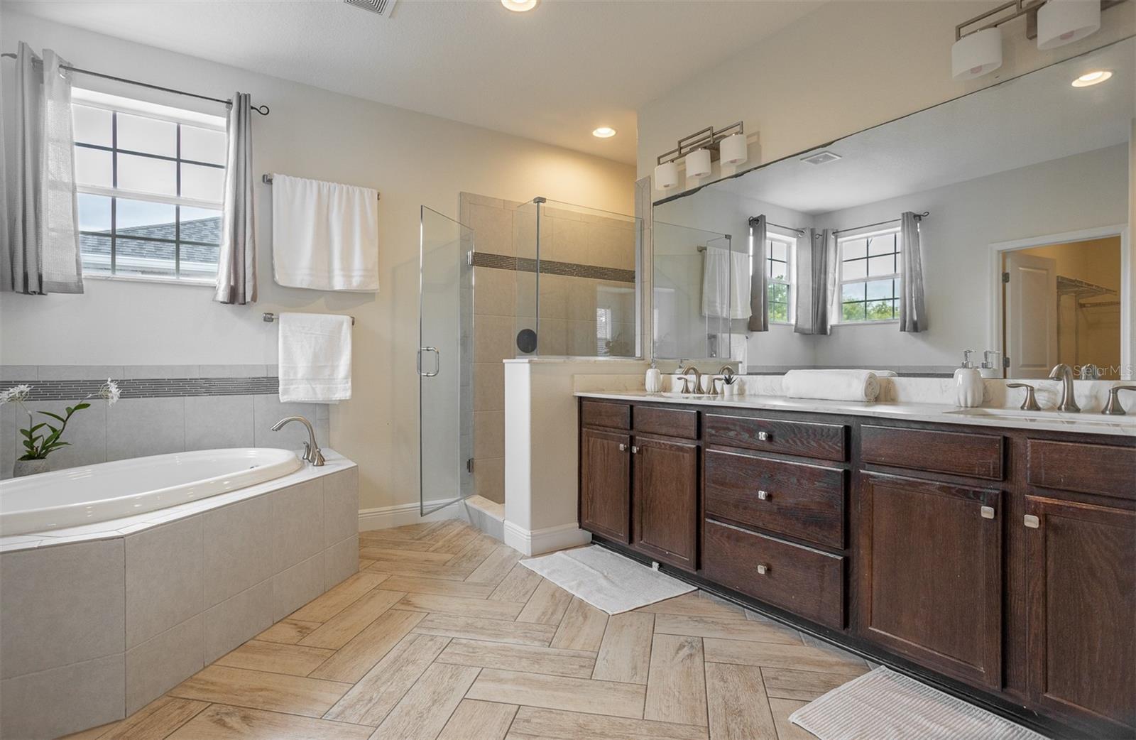 PHILIPPE OAKS OF SAFETY HARBOR - Residential