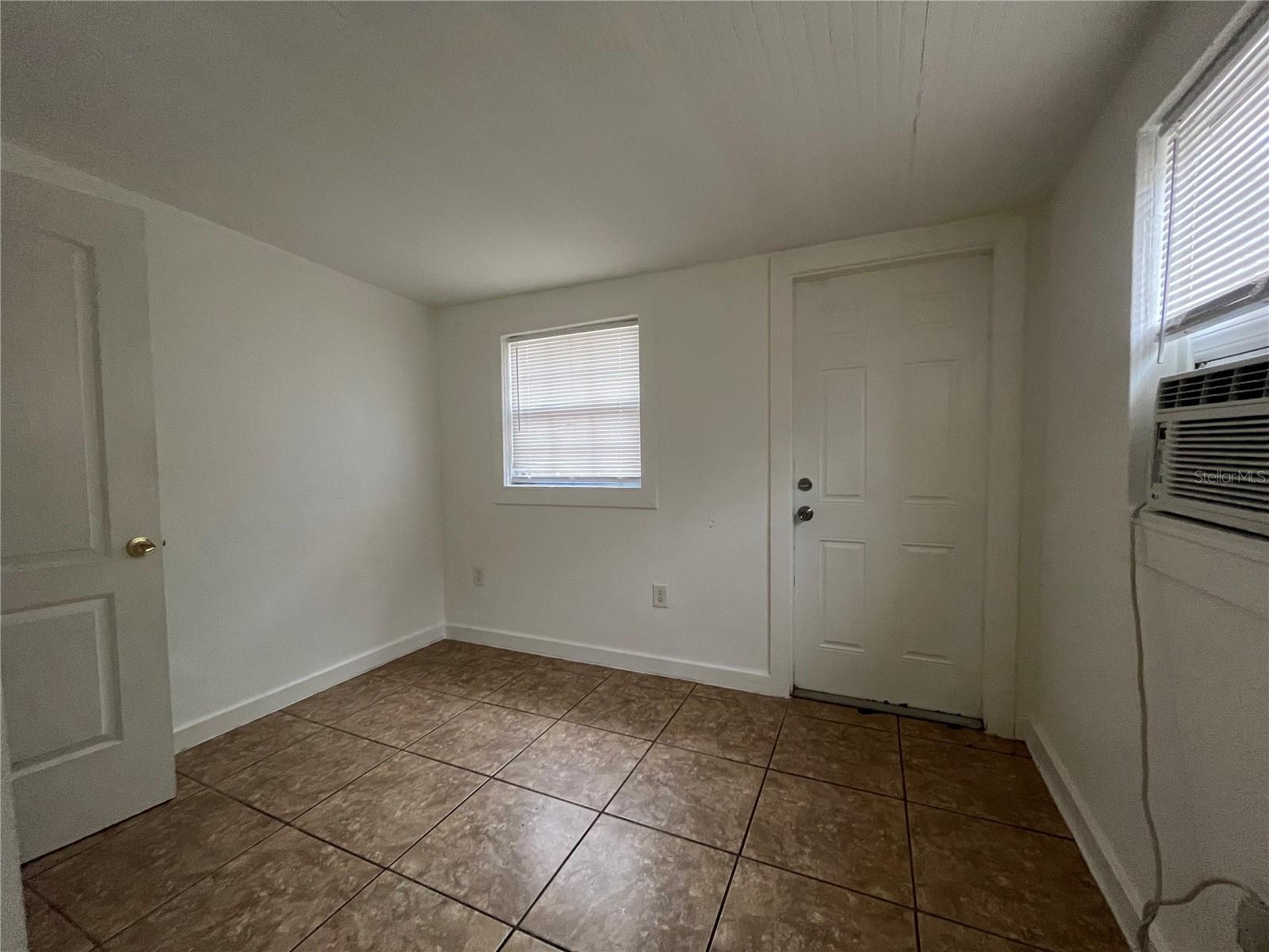 OSCEOLA HEIGHTS - Residential Income