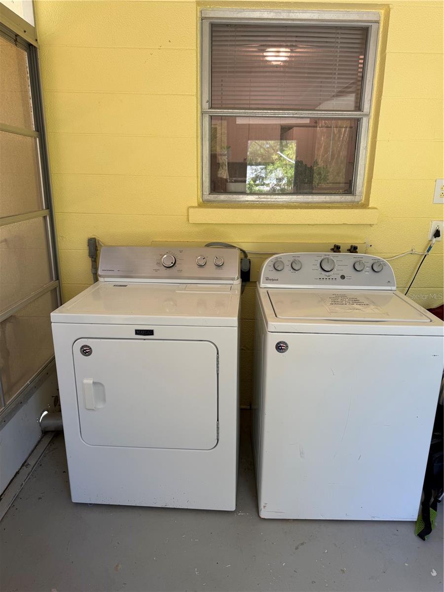 PALM GROVE IN ENGLEWOOD - Residential Lease