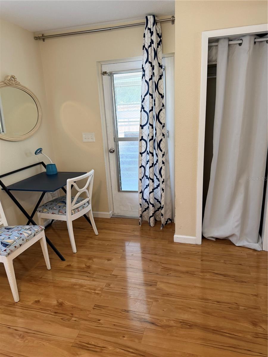 PALM GROVE IN ENGLEWOOD - Residential Lease
