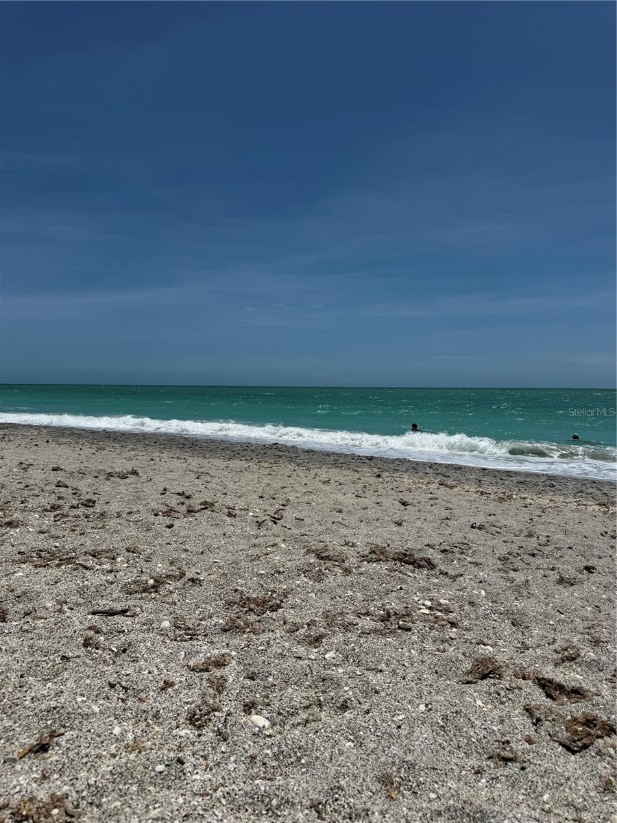 PALM GROVE IN ENGLEWOOD - Residential Lease