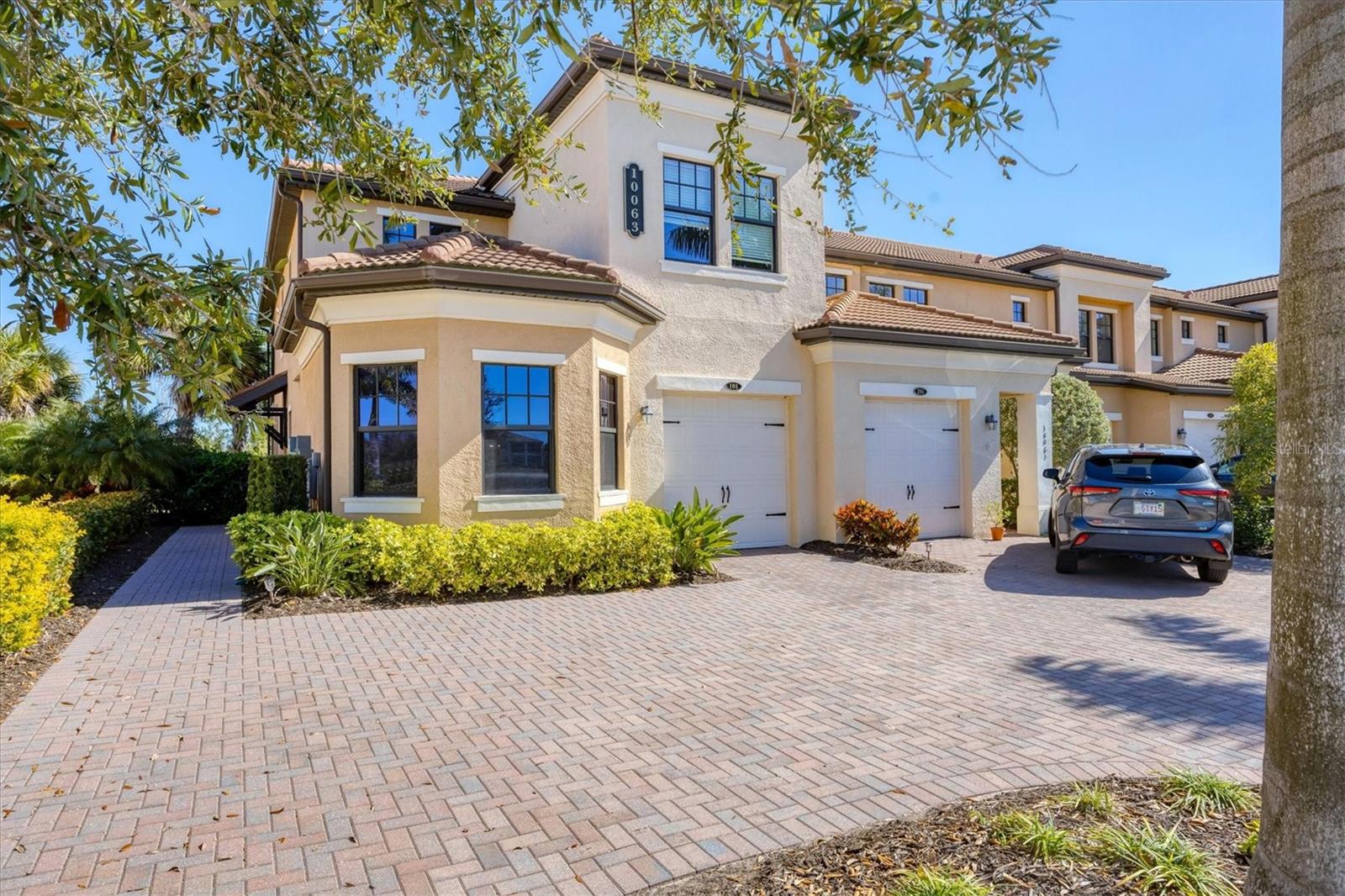 SARASOTA NATIONAL - Residential