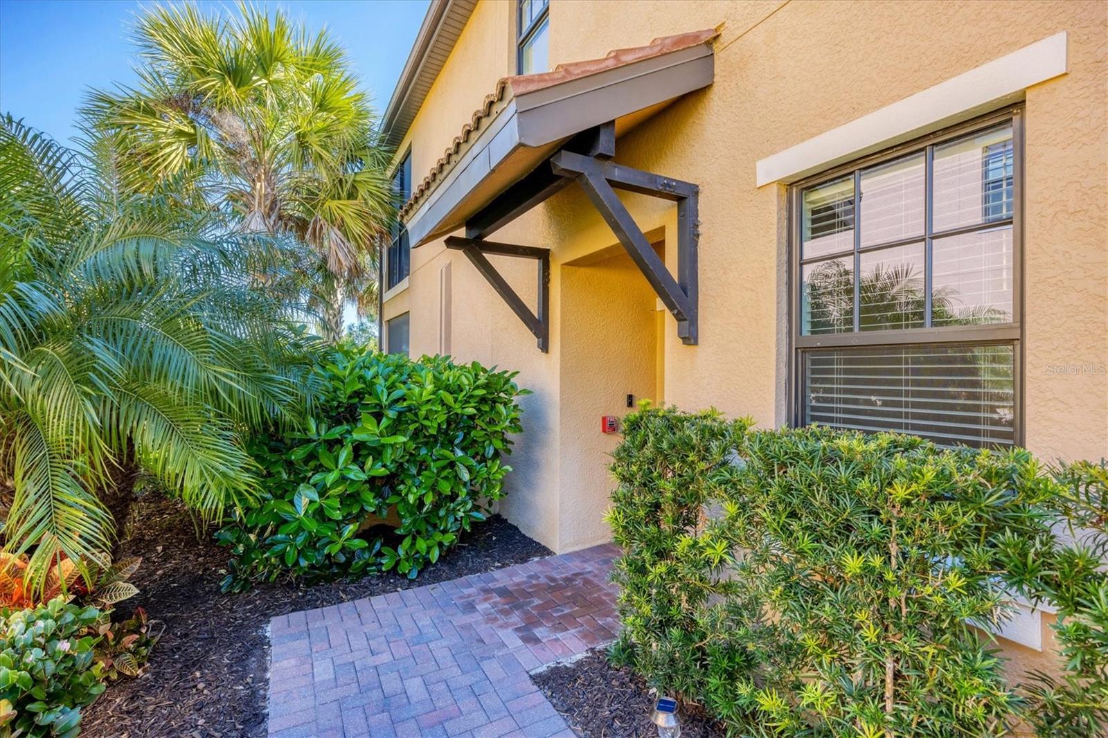 SARASOTA NATIONAL - Residential