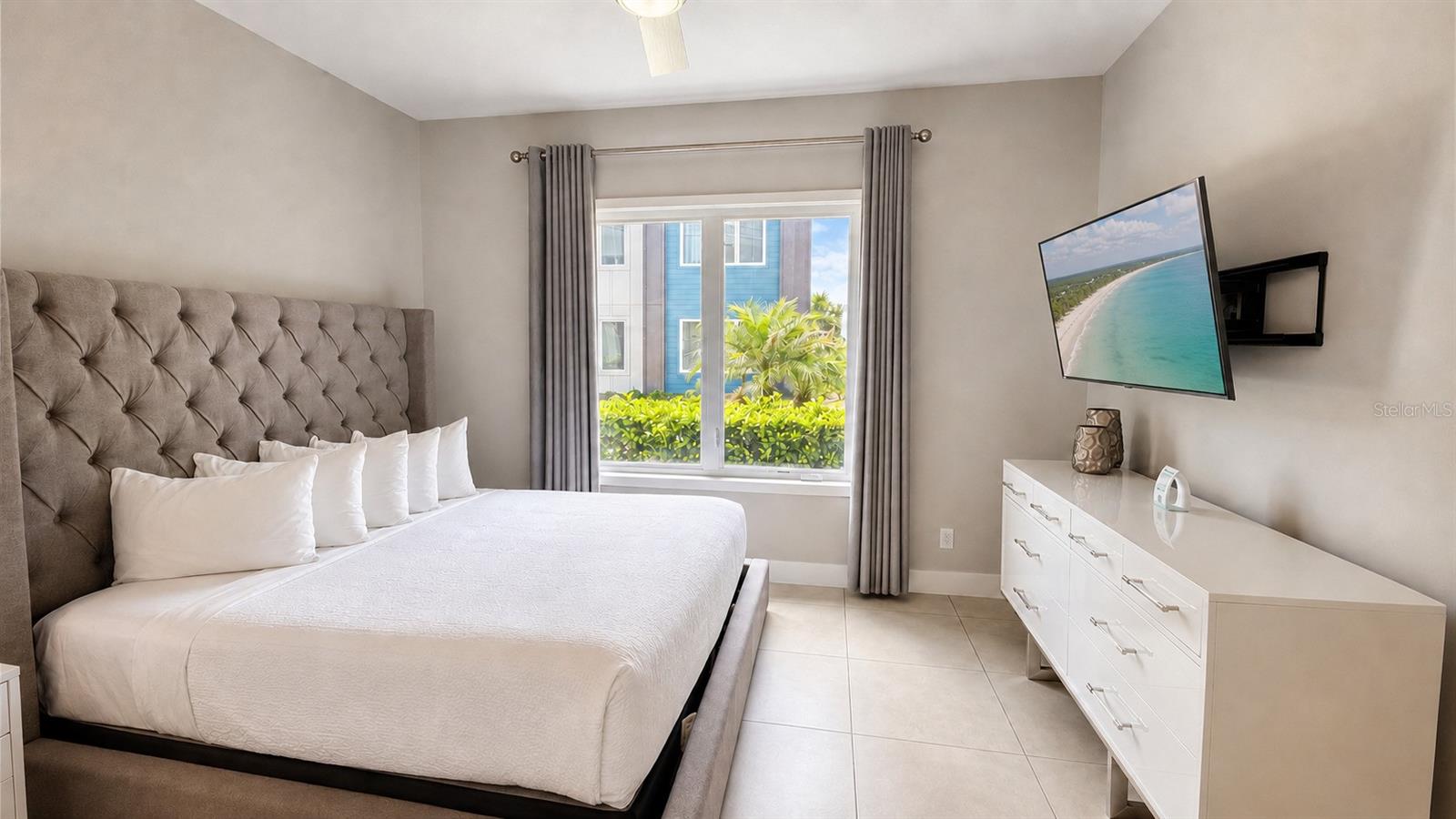 SPECTRUM AT REUNION CONDO PH 8A & 8B - Residential