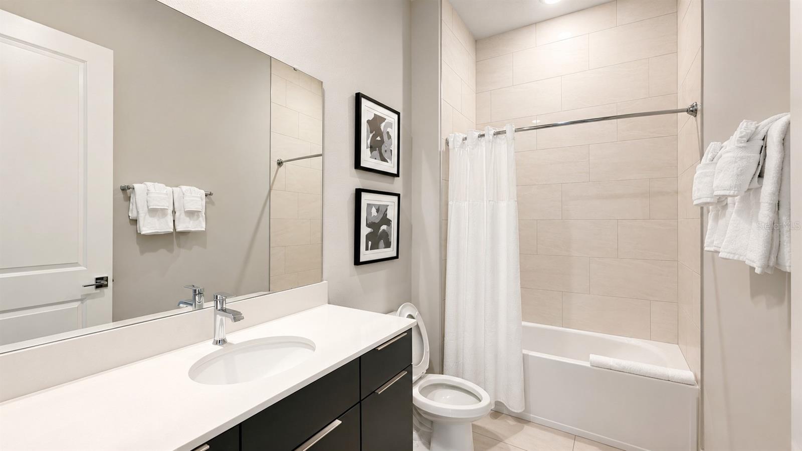 SPECTRUM AT REUNION CONDO PH 8A & 8B - Residential