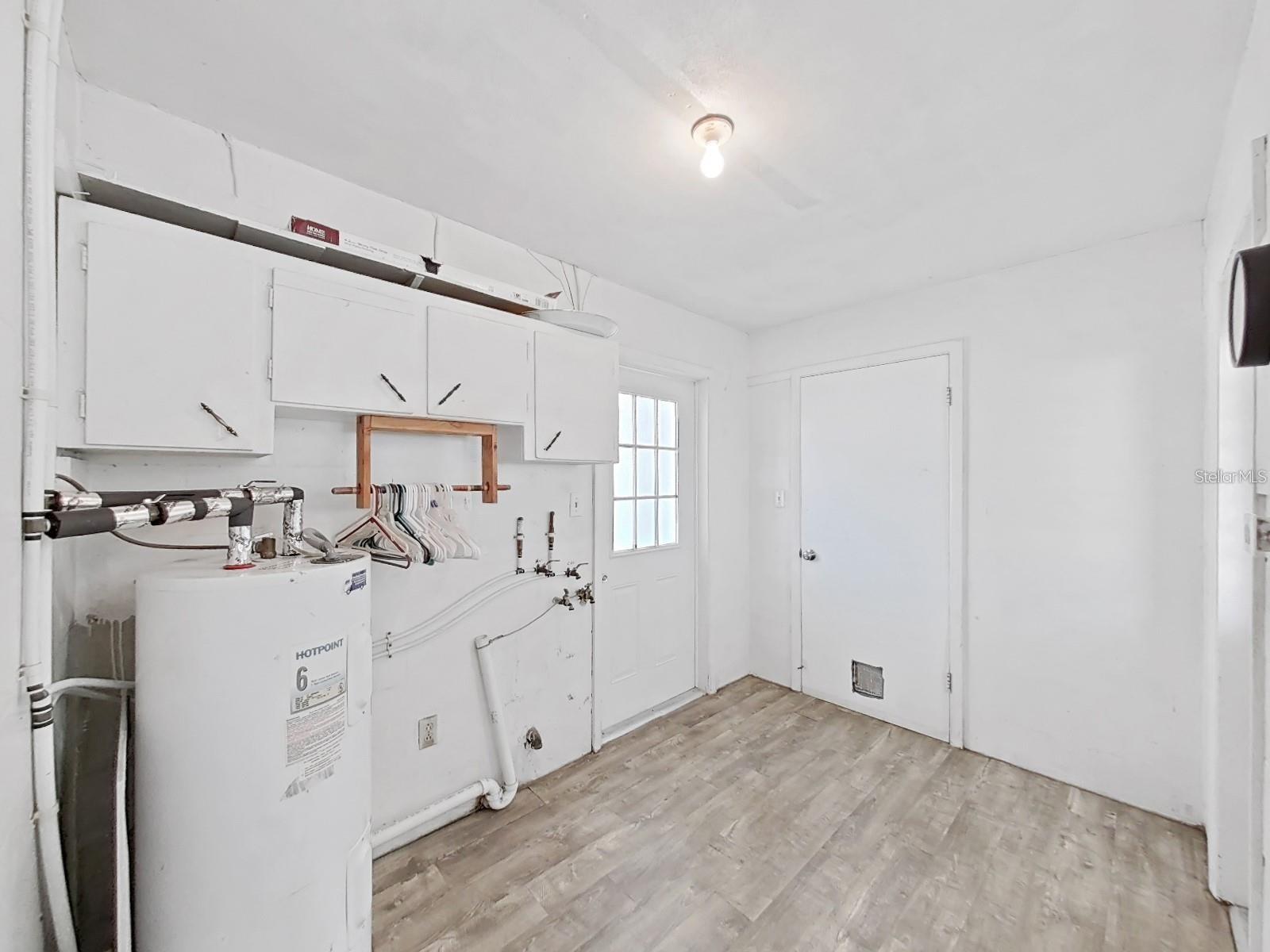 LAKESIDE ADD - Residential