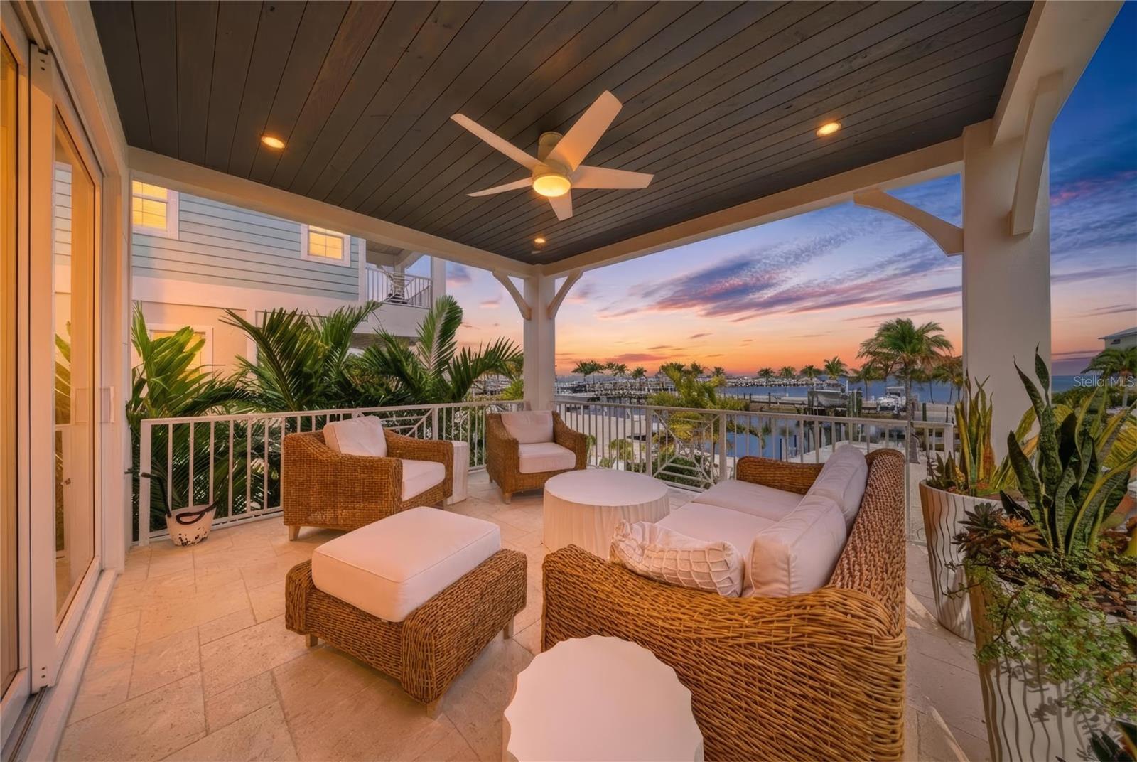 MARATHON BEACH - Residential