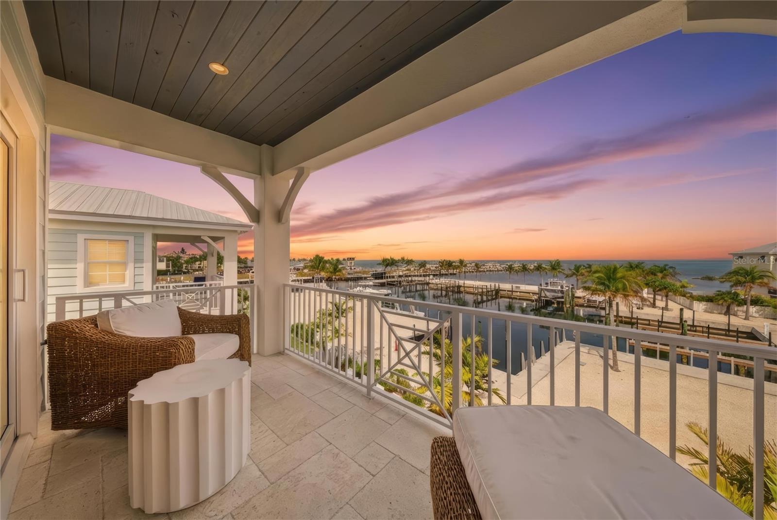 MARATHON BEACH - Residential