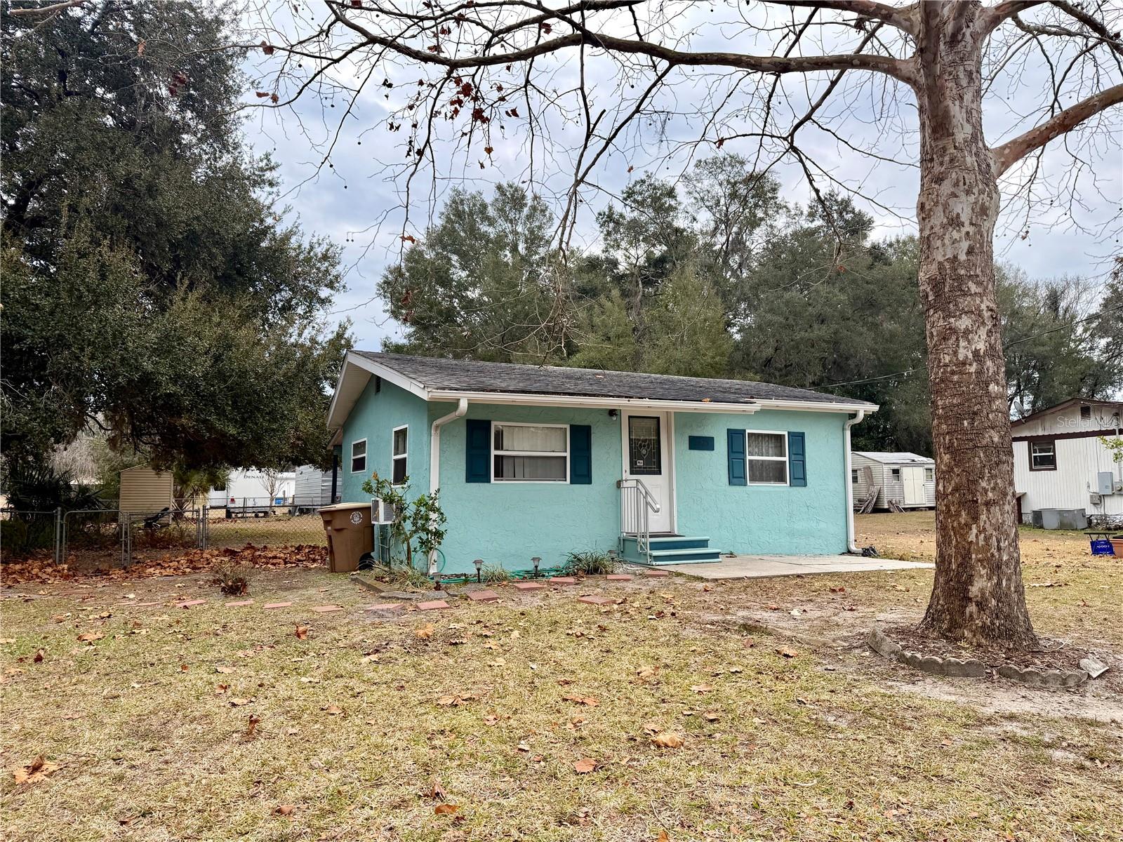 Investor or handyman. Cute home with chain link fence. Needs TLC. Charming home. Lots of potential