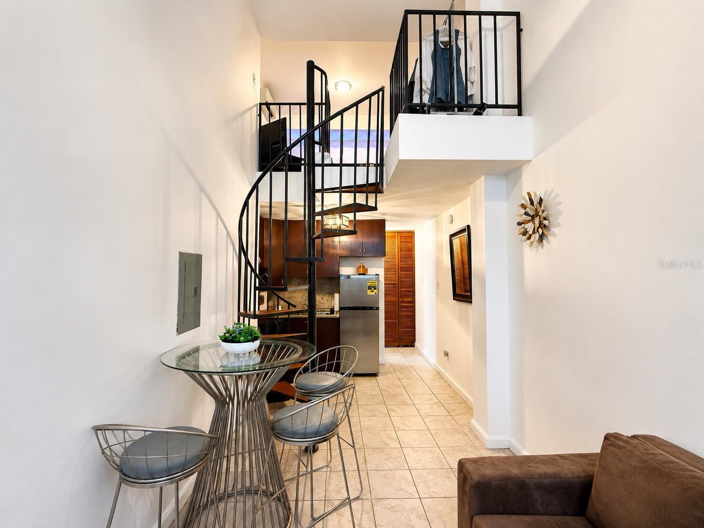 GAMBARO 315 1-B - Residential