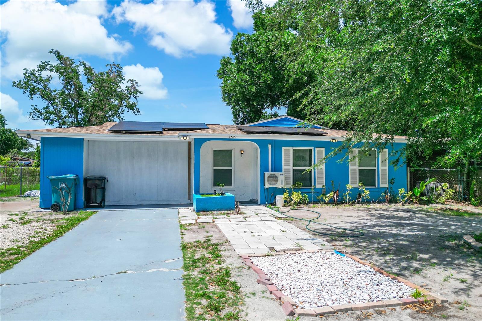 RICHMOND ESTATES - Residential