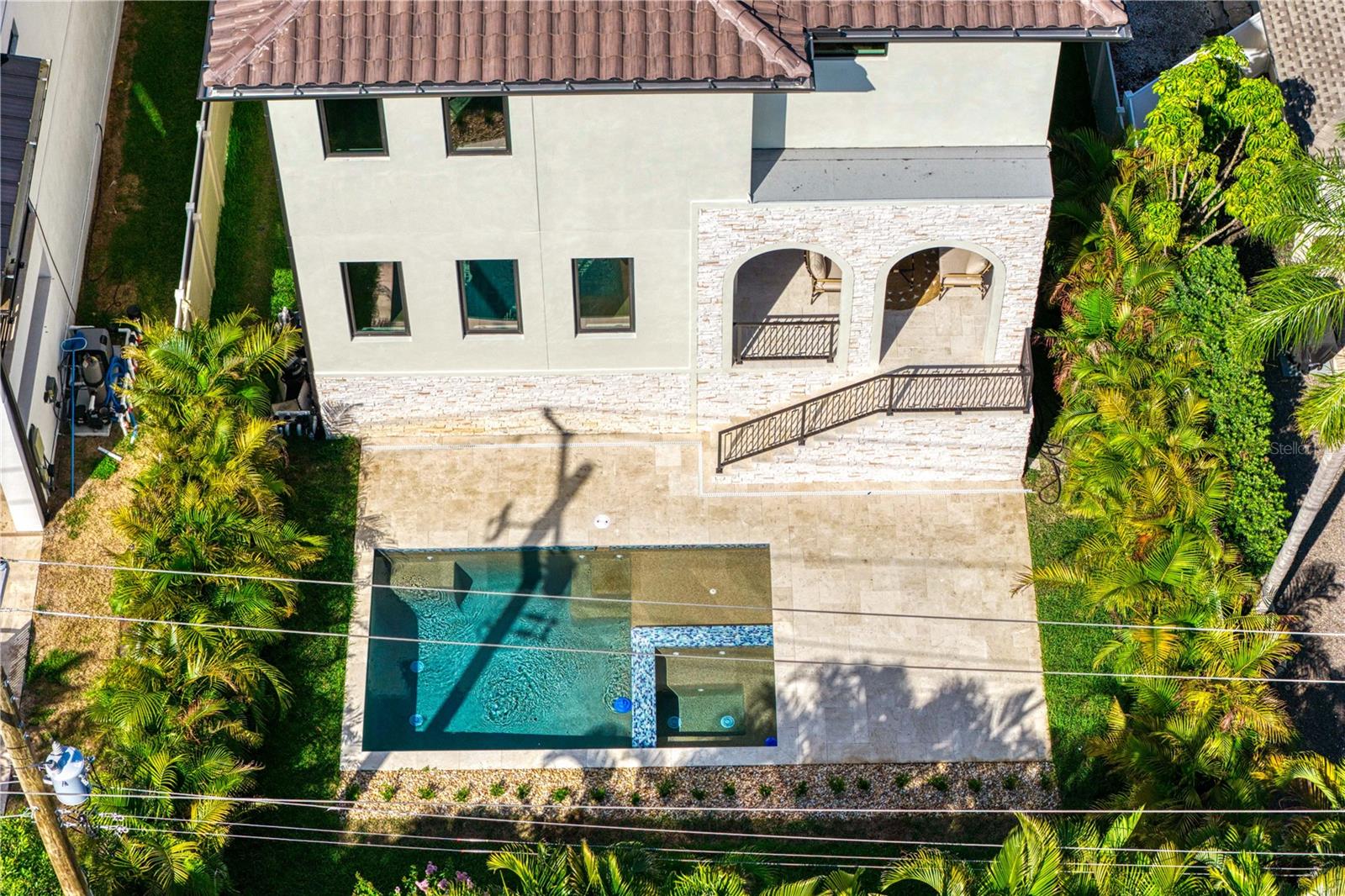 DAVIS ISLANDS PB10 PG52 TO 57 - Residential