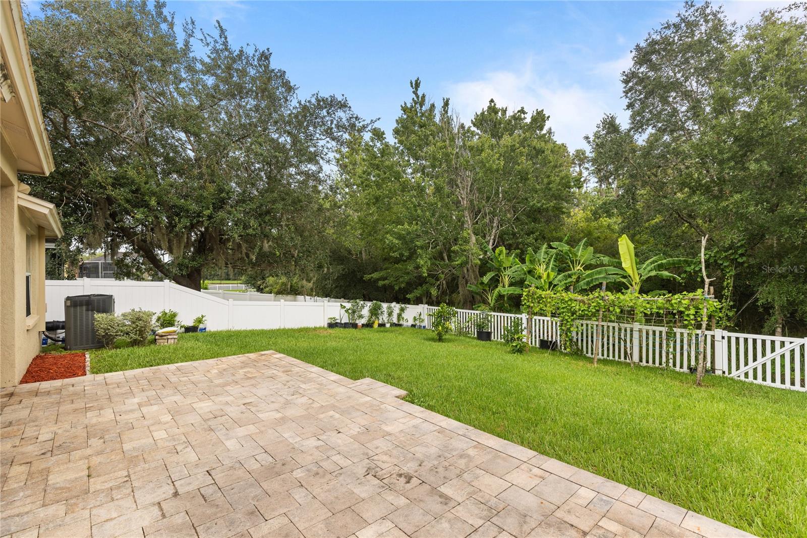 MEADOW POINTE 03 PH 01 UNIT 1D/1E - Residential