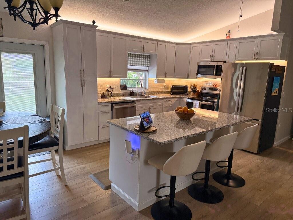 WOODRIDGE ESTATES A SUB - Residential Lease