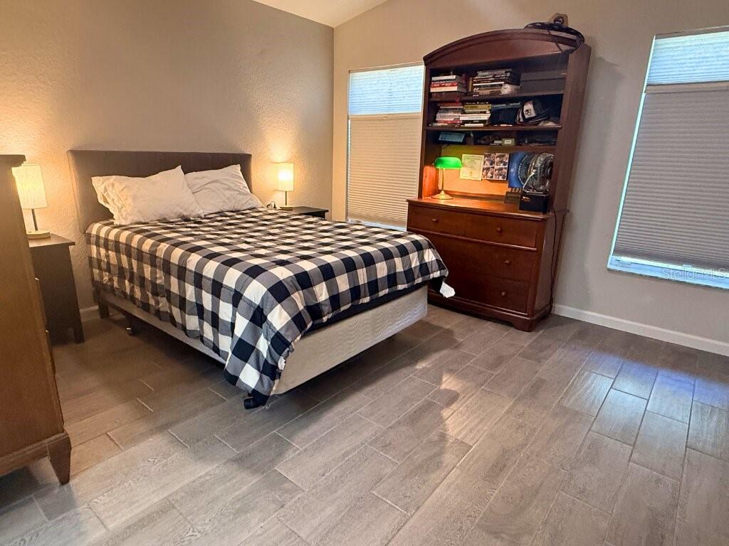 WOODRIDGE ESTATES A SUB - Residential Lease