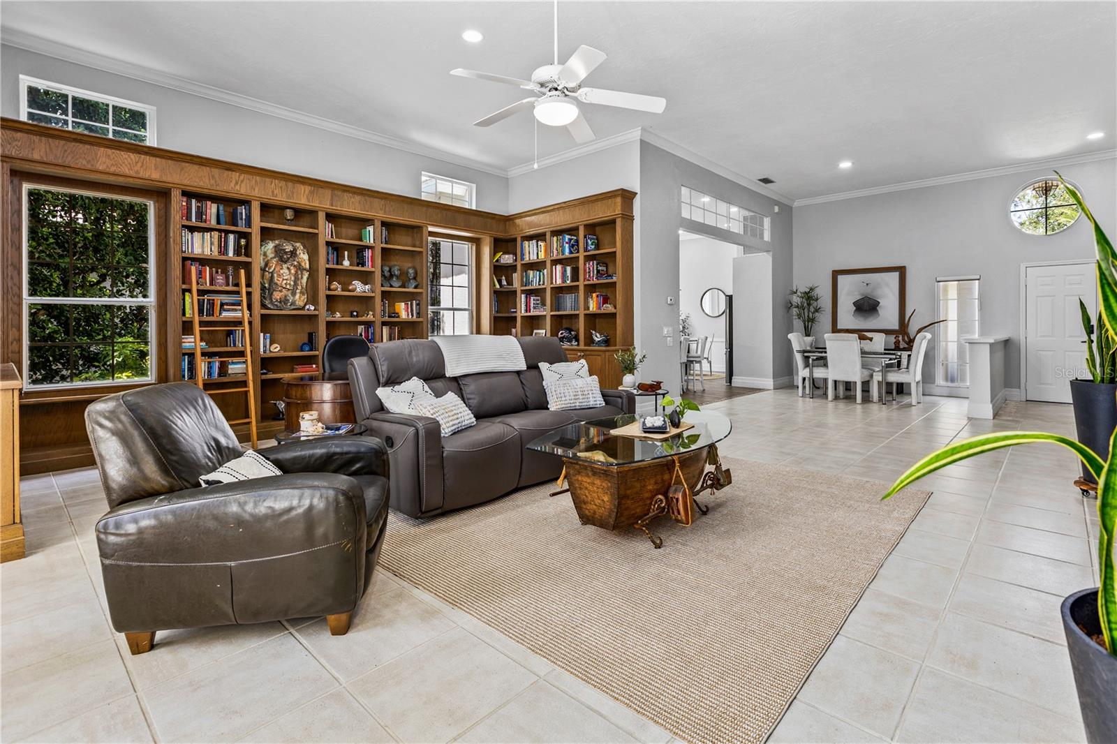 VIRGINIA WATER UNIT III - Residential