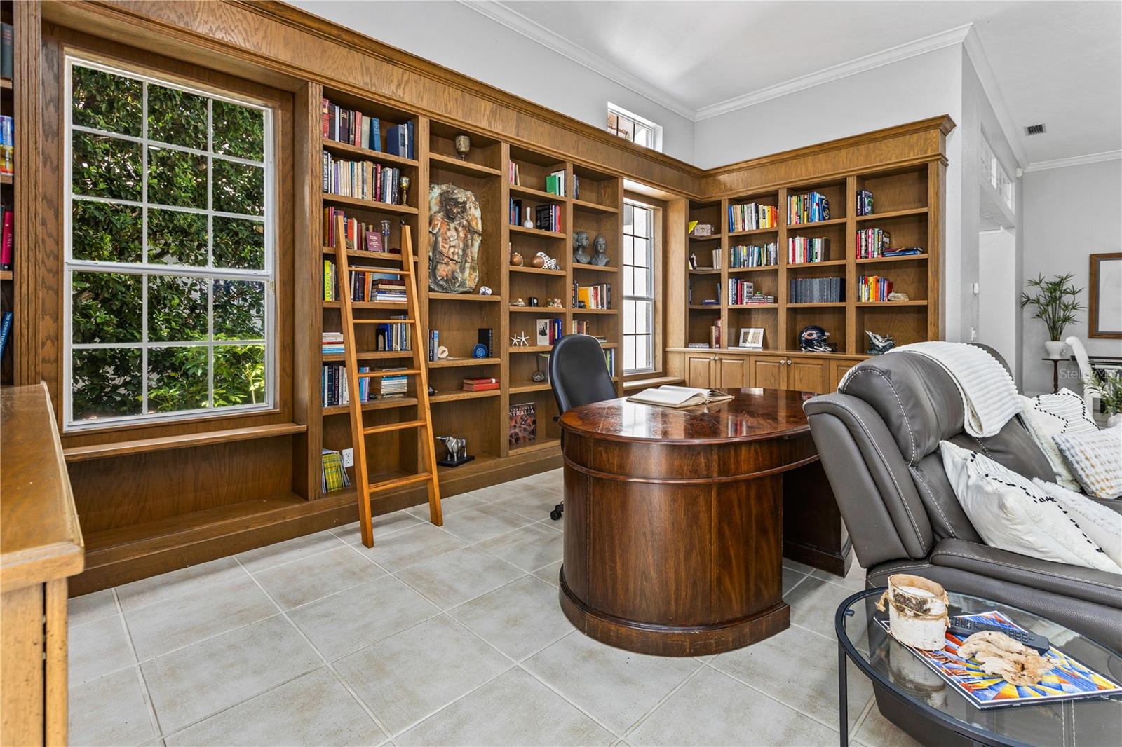 VIRGINIA WATER UNIT III - Residential