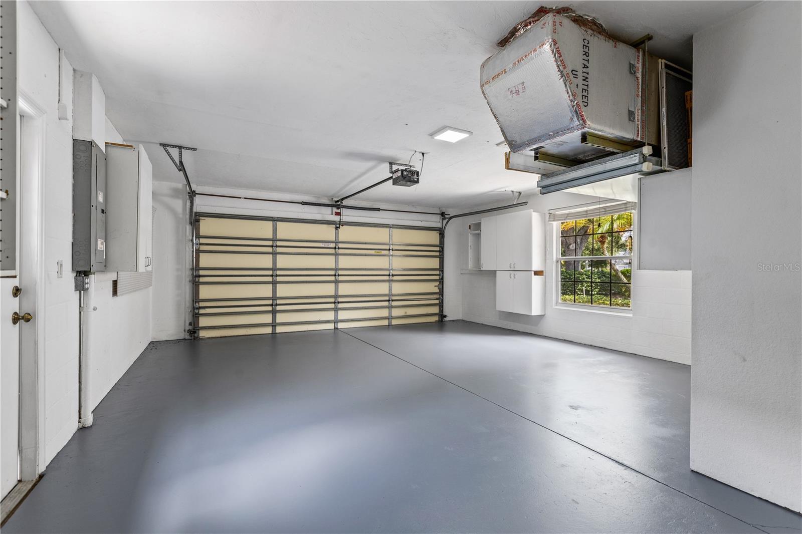 VIRGINIA WATER UNIT III - Residential