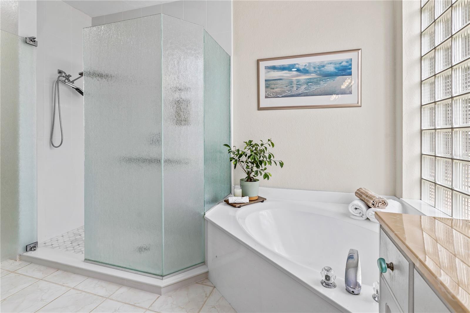 VIRGINIA WATER UNIT III - Residential