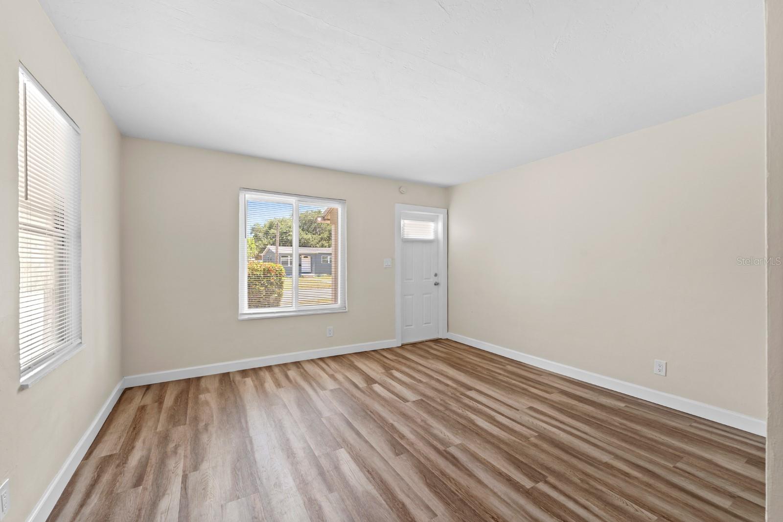 RIDGEWAY - Residential