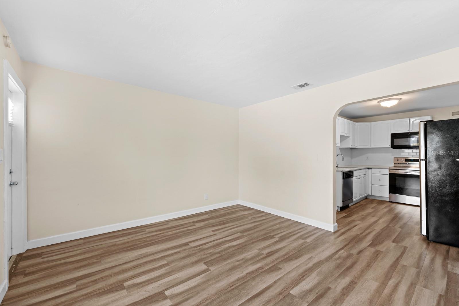 RIDGEWAY - Residential