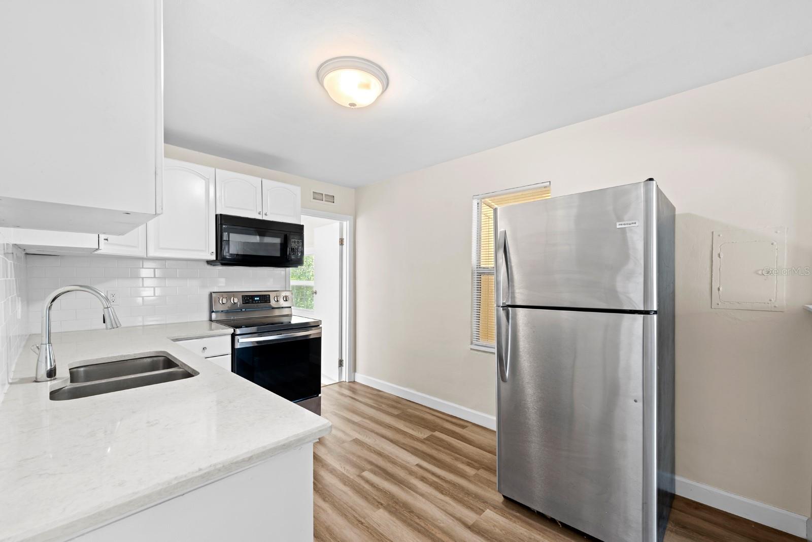 RIDGEWAY - Residential