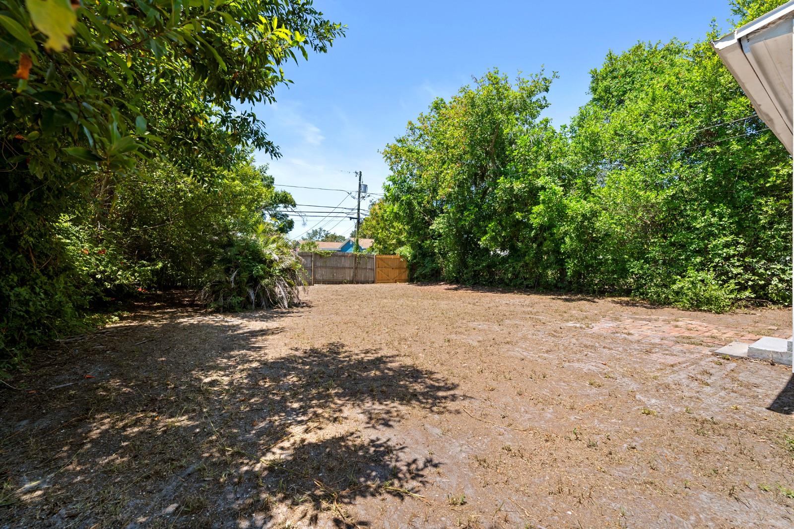 RIDGEWAY - Residential
