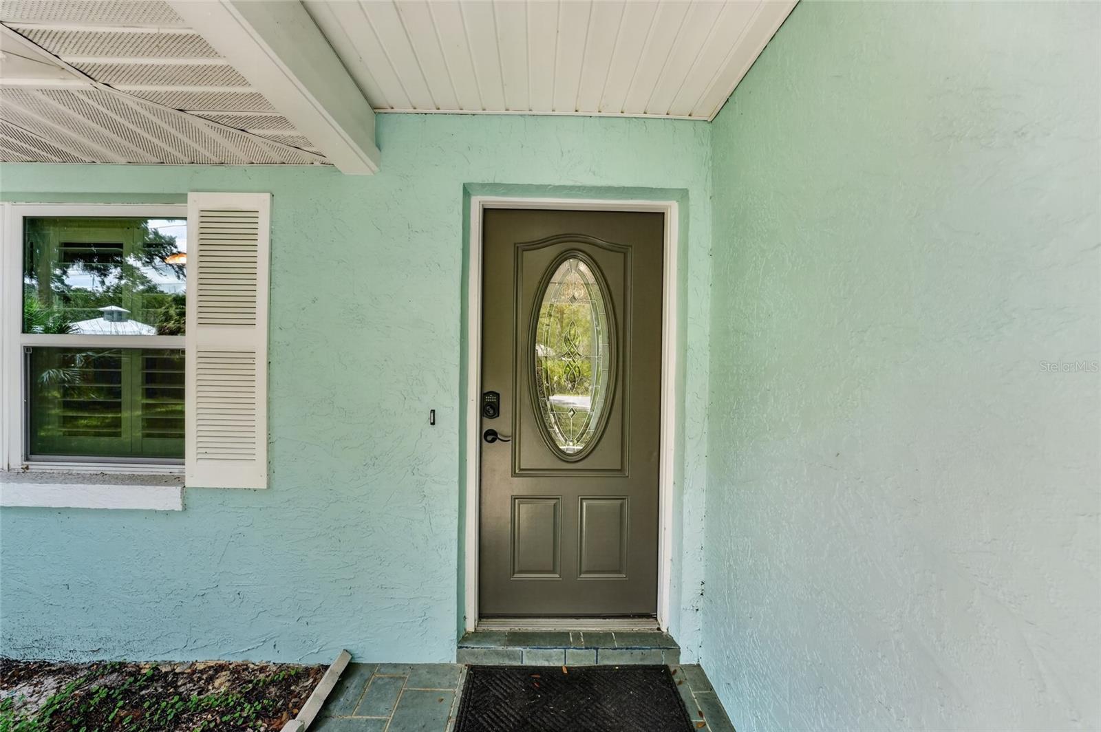 COUNTRY OAKS - Residential