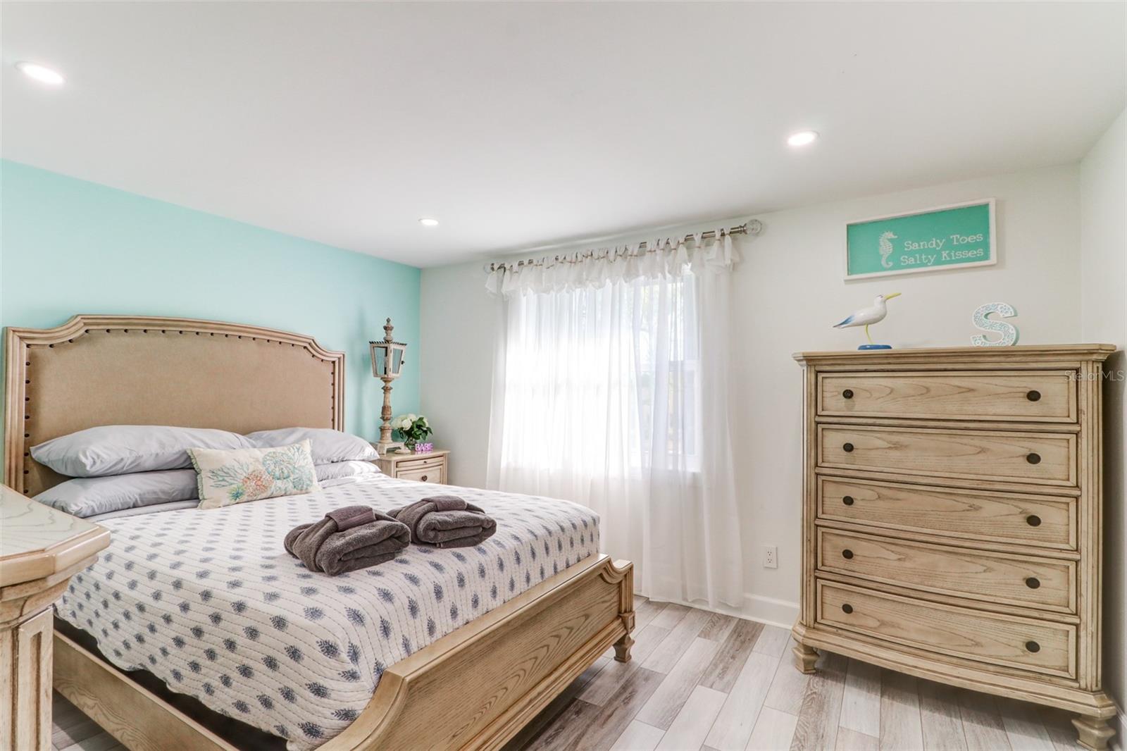 NORTHDALE GOLF CLB SEC D UN 2 - Residential Lease