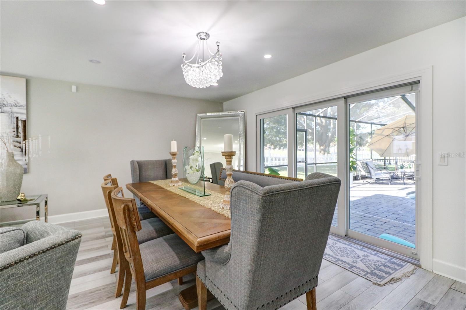 NORTHDALE GOLF CLB SEC D UN 2 - Residential Lease