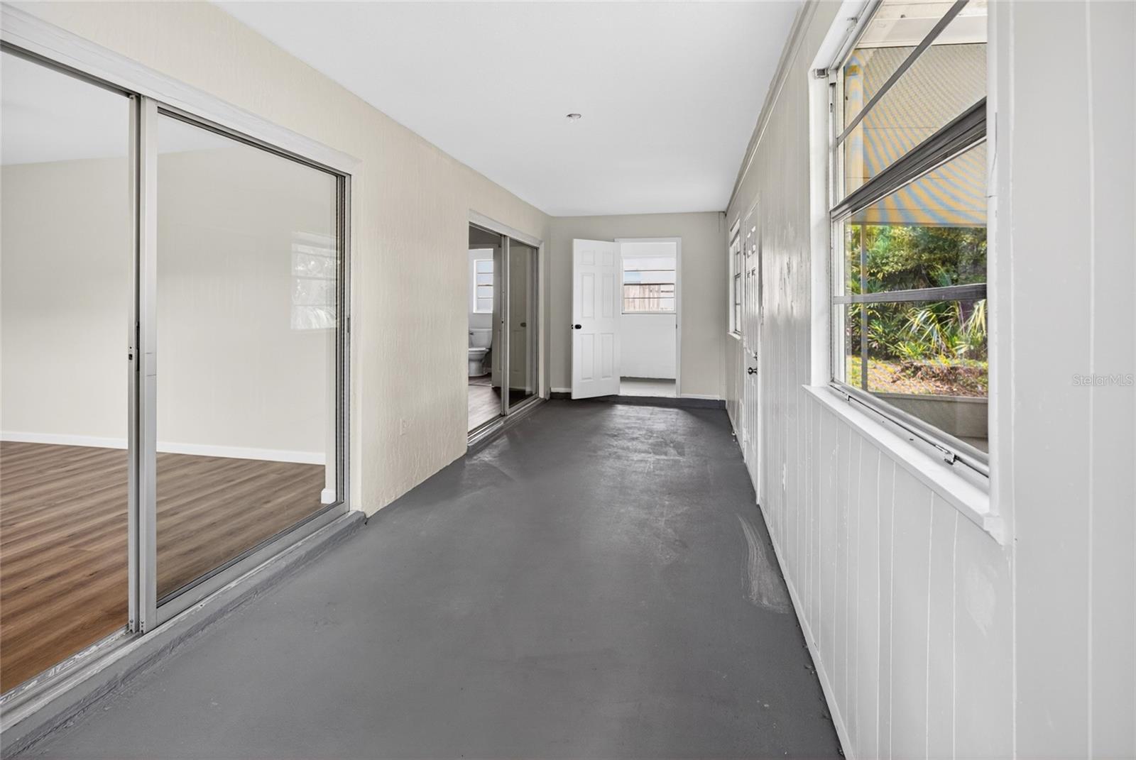 MOUNT PLYMOUTH - Residential