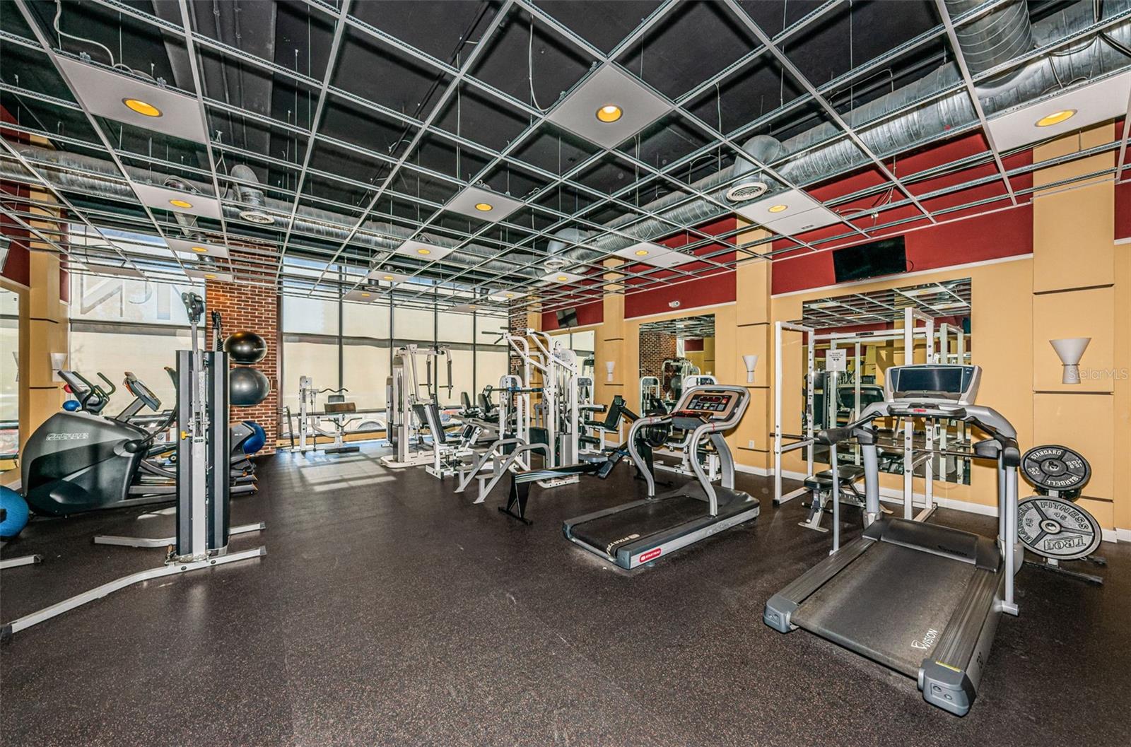 MC NULTY LOFTS CONDO - Residential Lease