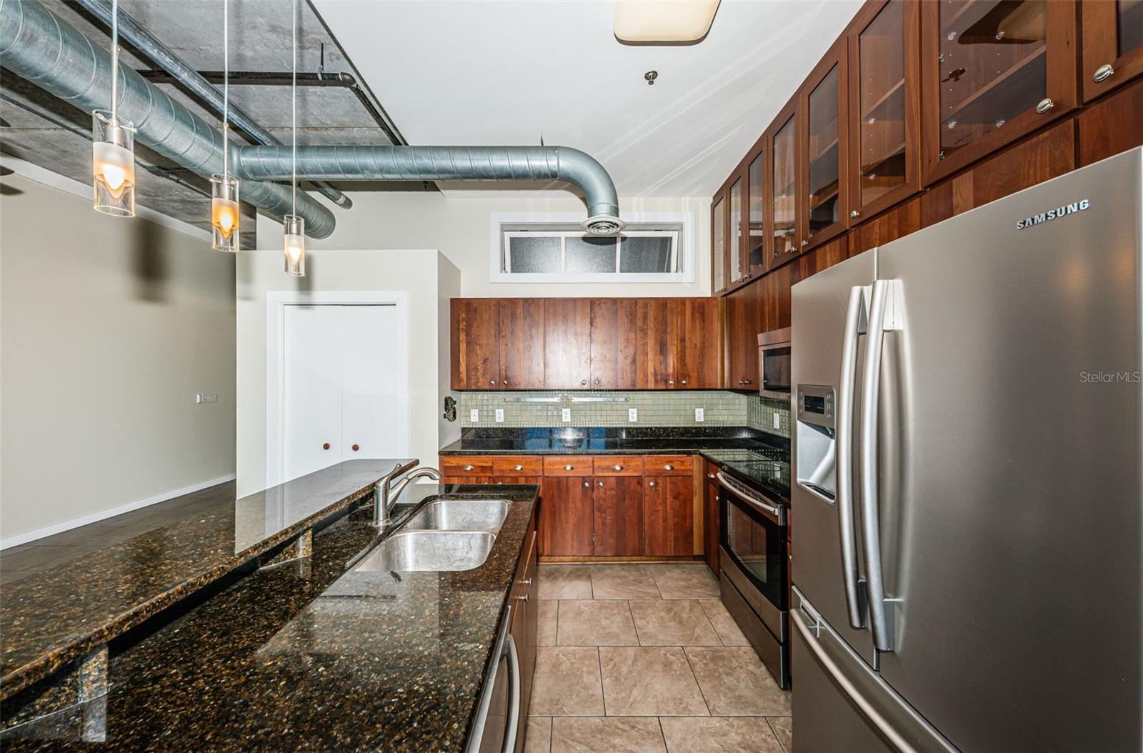 MC NULTY LOFTS CONDO - Residential Lease
