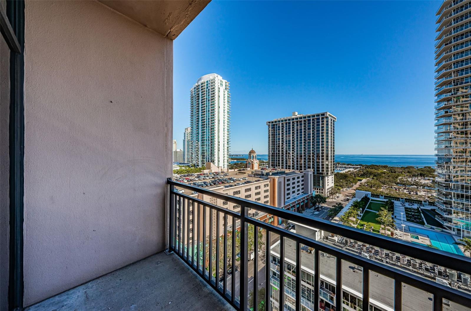 MC NULTY LOFTS CONDO - Residential Lease