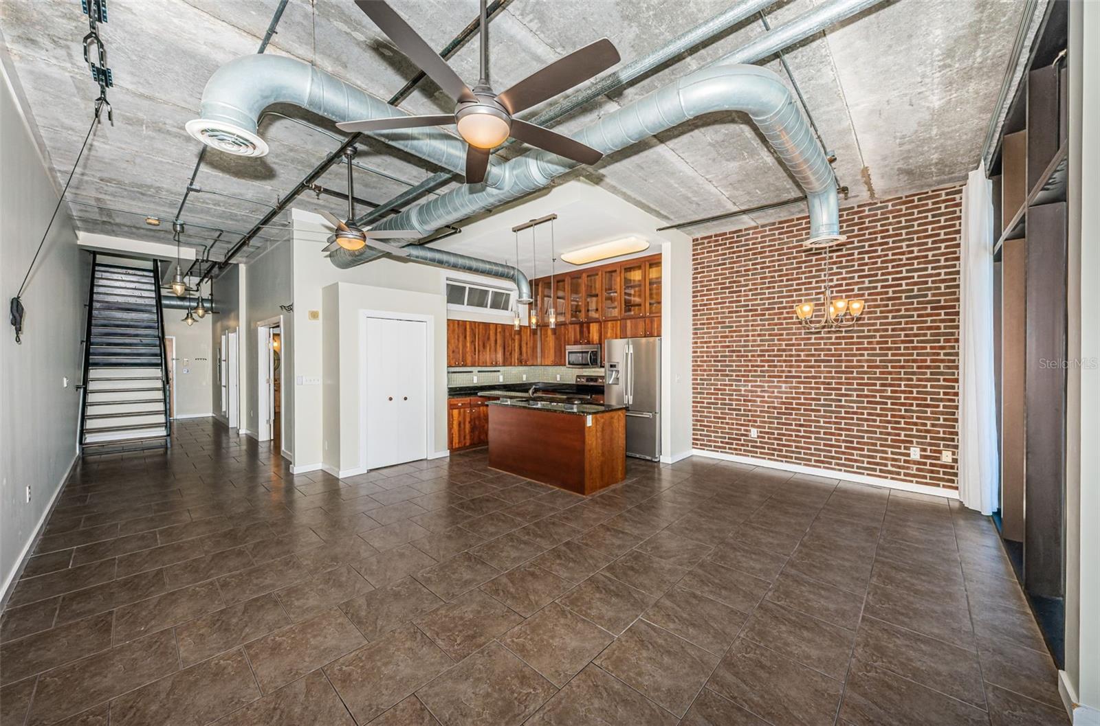MC NULTY LOFTS CONDO - Residential Lease