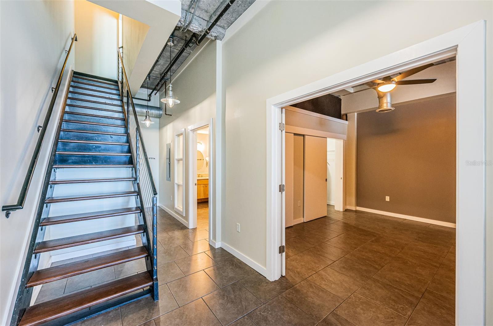 MC NULTY LOFTS CONDO - Residential Lease