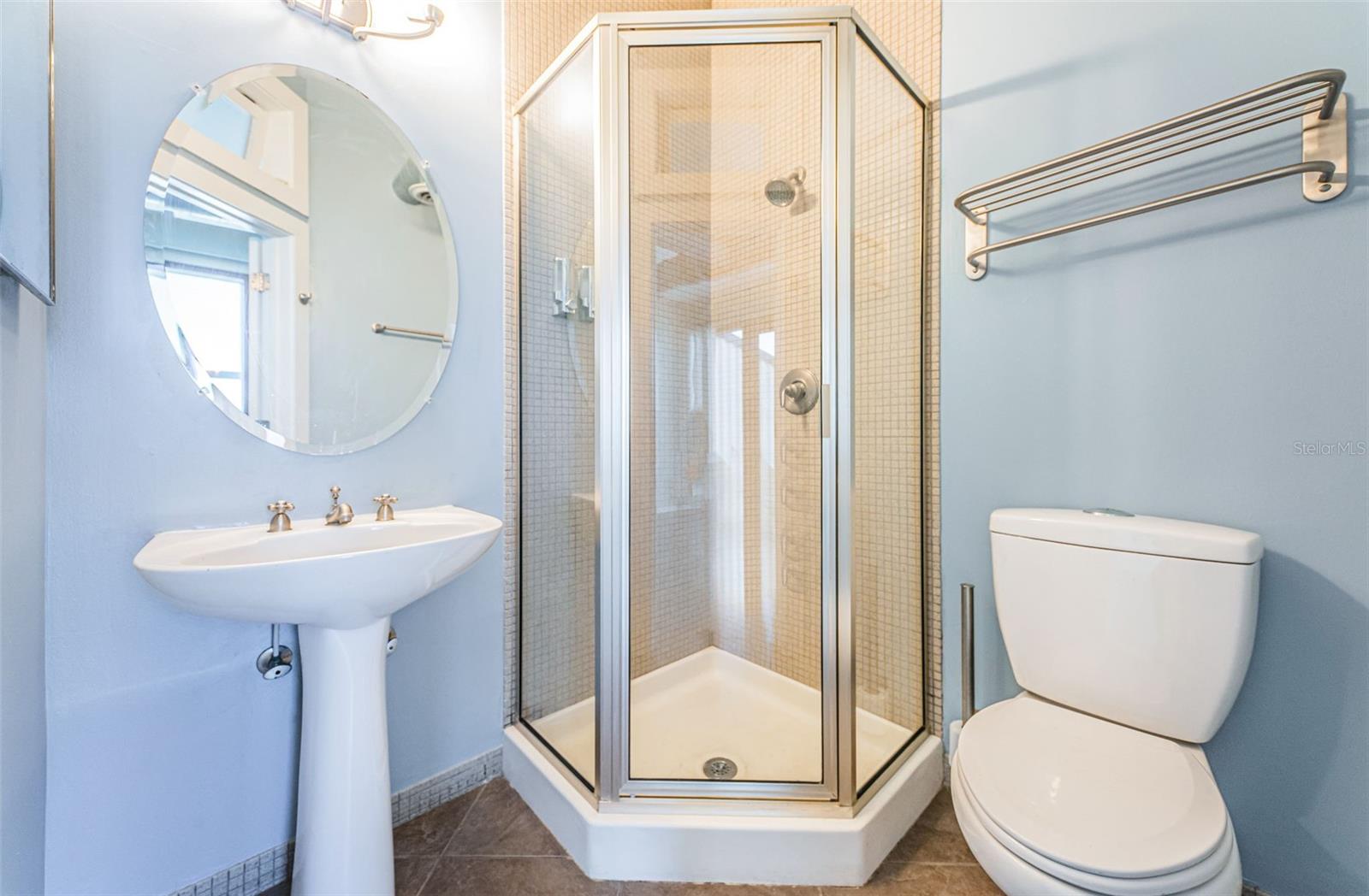 MC NULTY LOFTS CONDO - Residential Lease