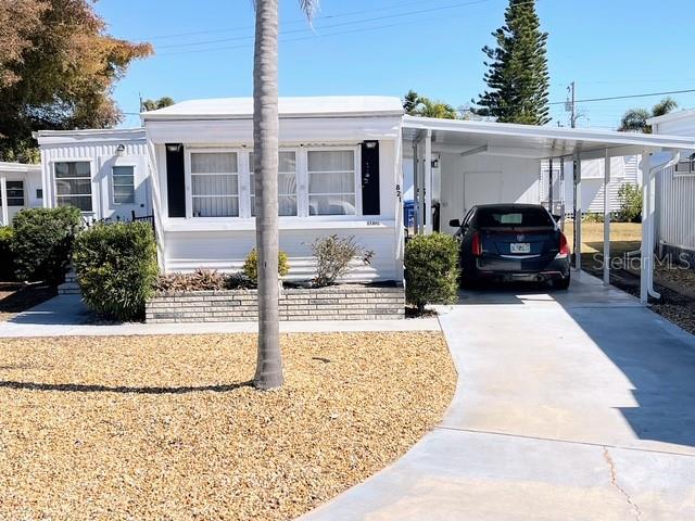COUNTRY CLUB ESTATES - Residential