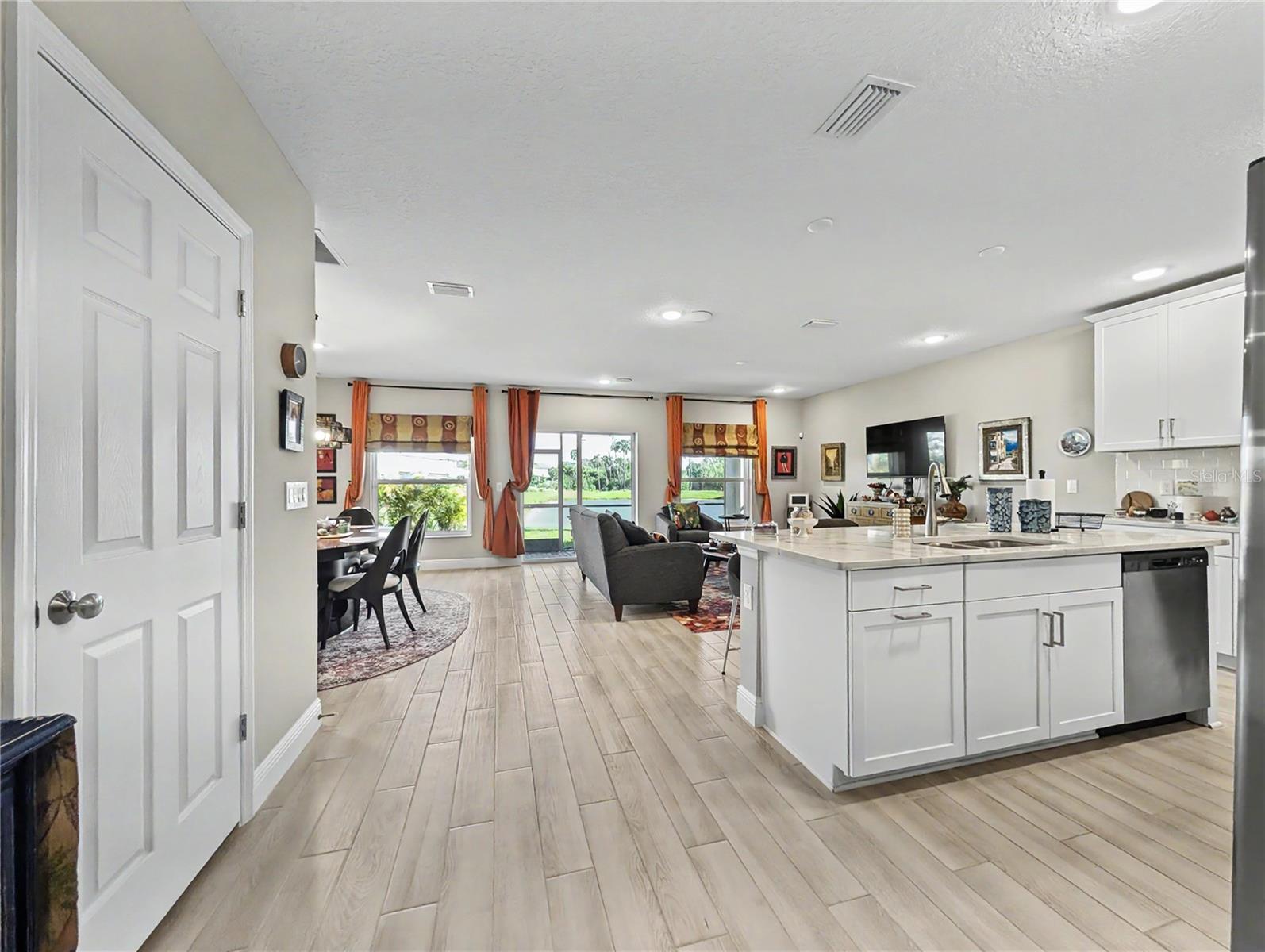 TREVESTA PH IIIB - Residential Lease