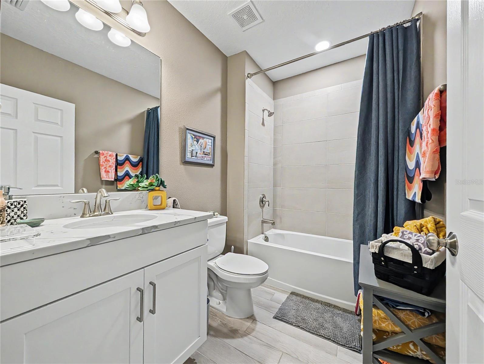 TREVESTA PH IIIB - Residential Lease