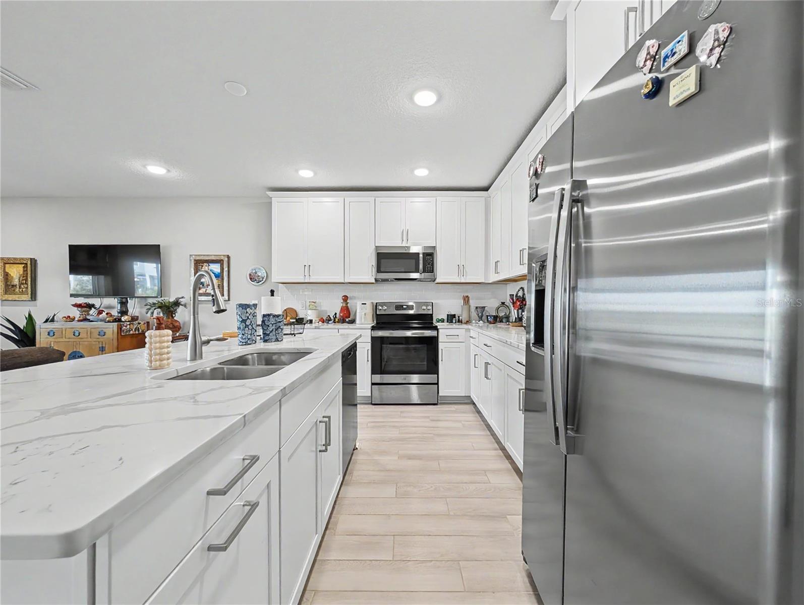 TREVESTA PH IIIB - Residential Lease