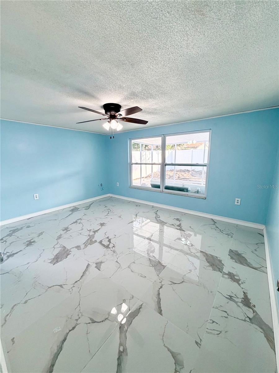 REGENCY PARK - Residential