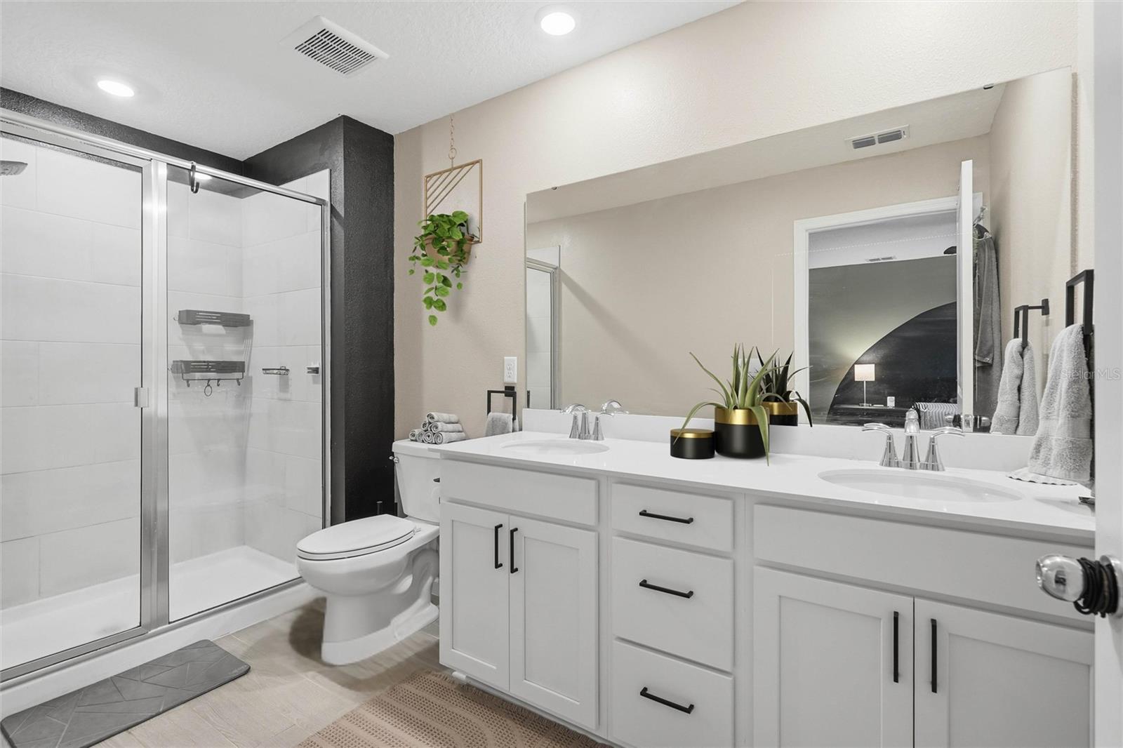 HARDWICK FARMS - Residential